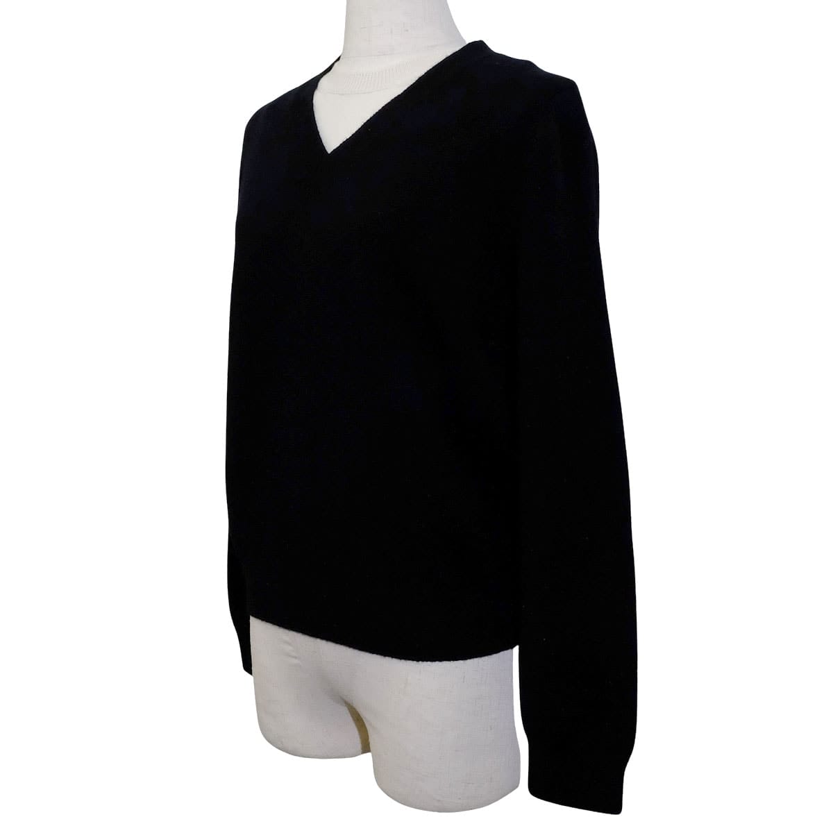 2026SS CHANEL Knit Pullover with COCO Mark Patch Noir (Black)/Blanc (White) Cashmere/Polyurethane/Nylon #38 P81315[EXCELLENT][Authentic]