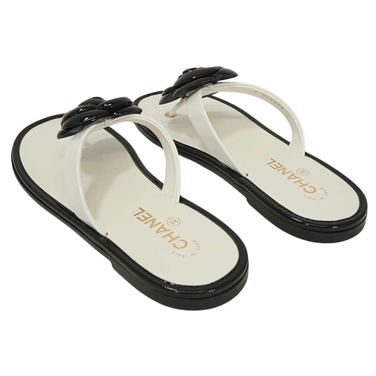 2025/26 Cruise Collection CHANEL sandals Camellia CC Logo Thong Blanc (White)/Noir (Black) Patent Calfskin #39 Gold HW G46988[EXCELLENT][Authentic]