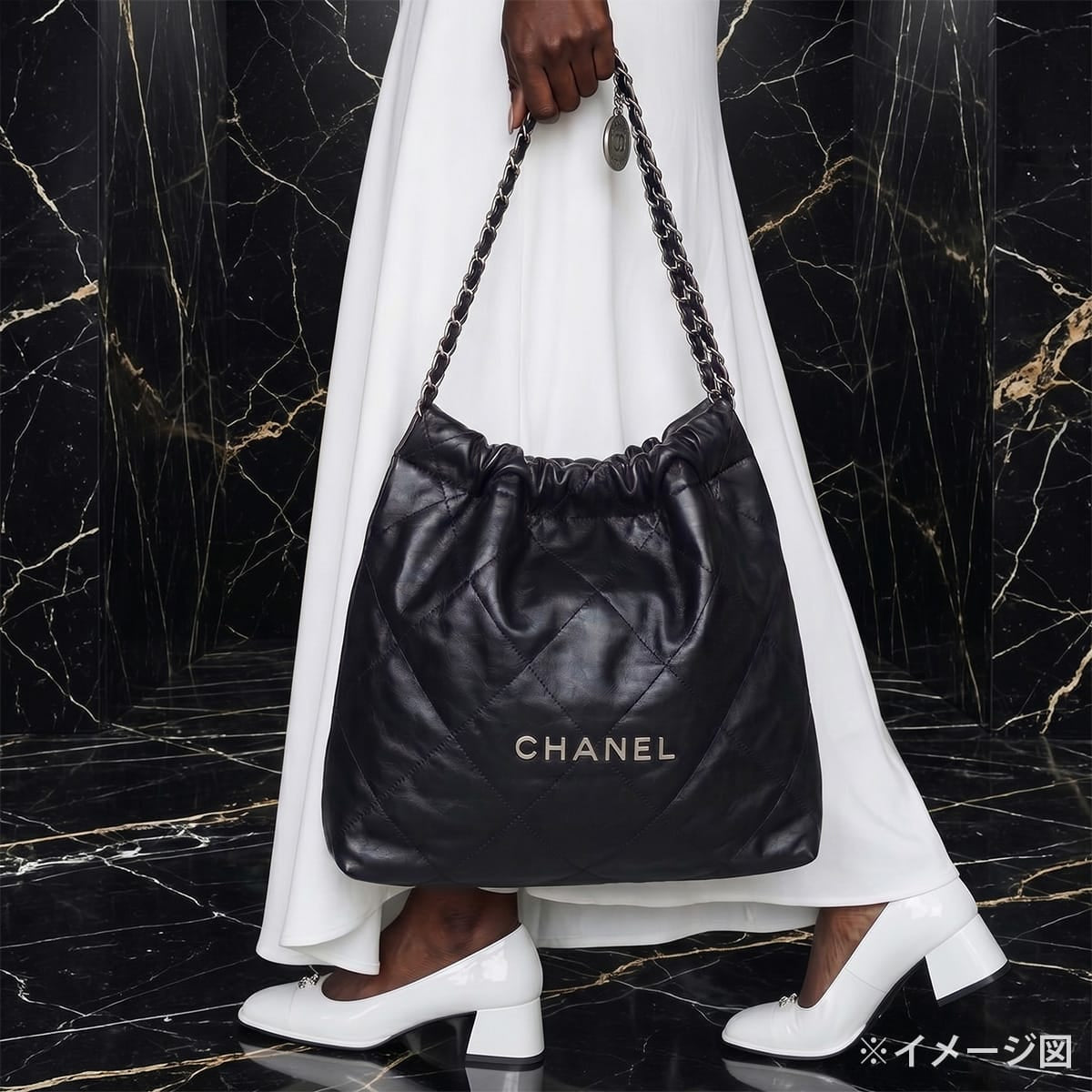 [Pre-loved] CHANEL Shoulder bag CHANEL 22 Small Matelasse With Medal Charm Hobo Noir (Black) Lambskin Silver HW[LIKE NEW][Authentic]