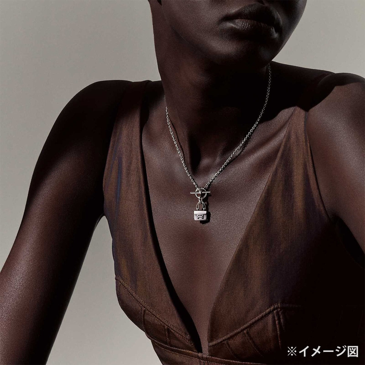 HERMES necklace Amulettes Constance pendant Silver Silver925 (SV925 Ag925)[BRAND NEW][Authentic]