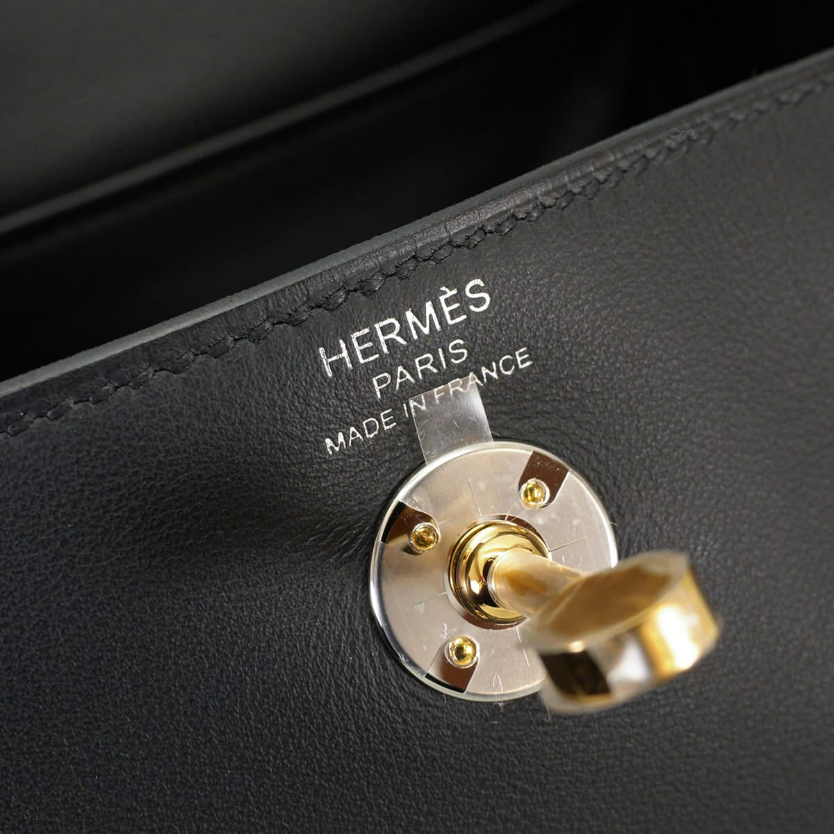 HERMES Shoulder bag Lindy mini 20 Noir (Black) Veau Swift Electrum HW Stamp K[BRAND NEW][Authentic]
