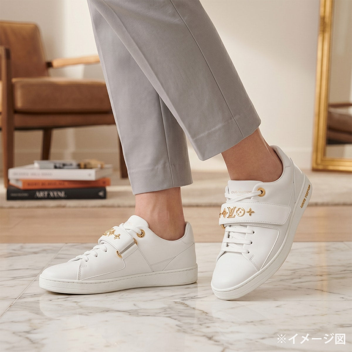 [Pre-loved] LOUIS VUITTON sneakers Frontrow Sneaker with Monogram Strap Blanc (White) Calf #38 Gold HW 1A95Q2[LIKE NEW][Authentic]