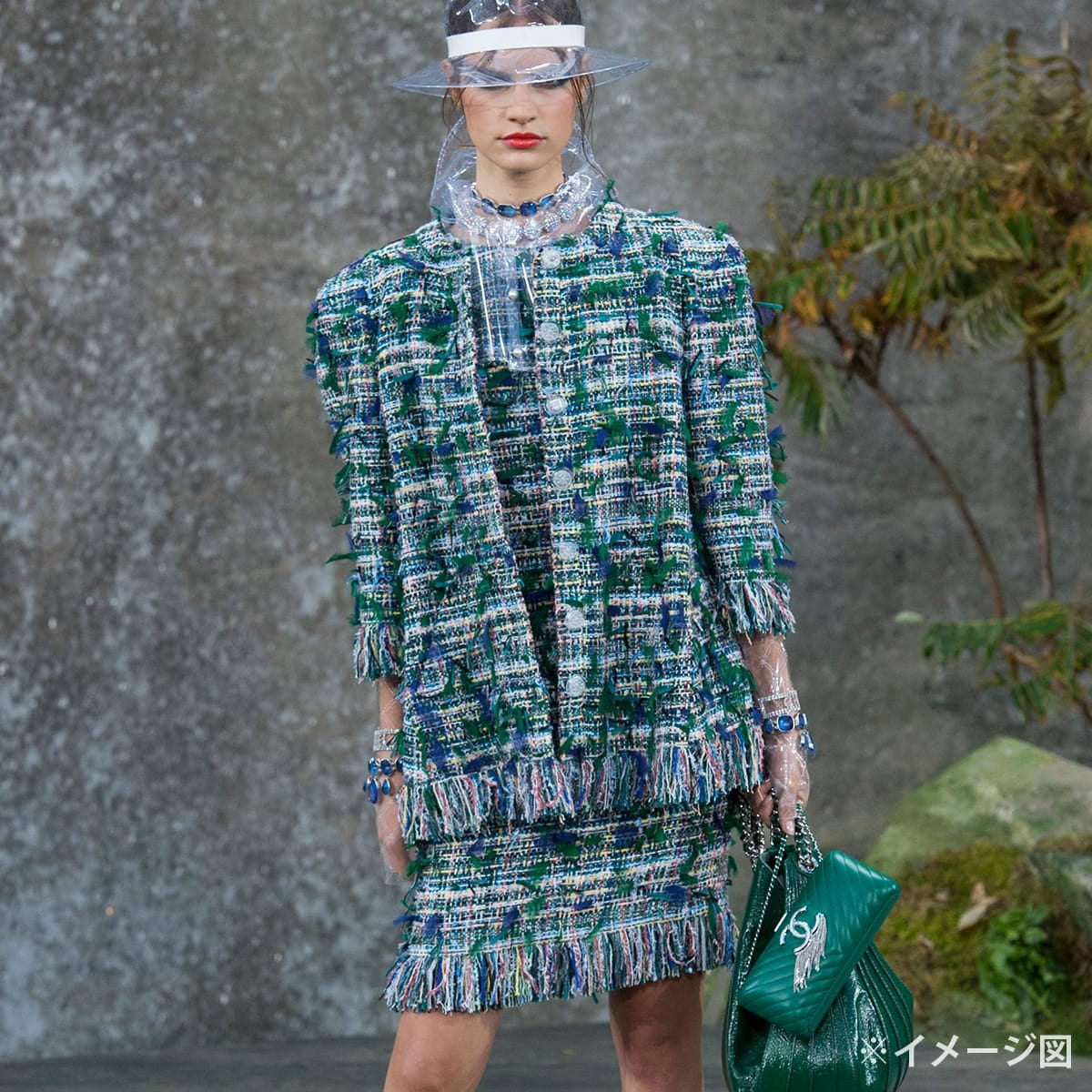 2018 CHANEL Plainly colored jacket Three quarter Sleeve Tweed jacket Clear Buttons Green Cotton/Silk/Polyamide/Viscose #36 P58629[EXCELLENT][Authentic]