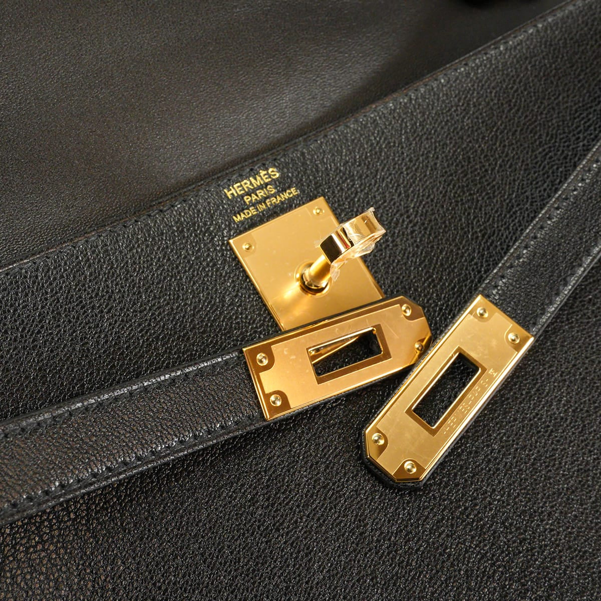 HERMES Clutch bag Kelly Elan Noir (Black) Chevre Chamkila Gold HW Stamp B[EXCELLENT][Authentic]
