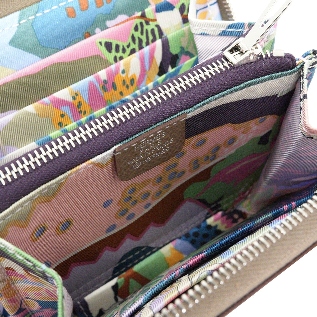 HERMES Bi-fold wallet Azap Silk'in Compact EN LIBERTE! Etoupe Veau Epsom/Silk100%/Veau Barenia Silver HW Stamp K[BRAND NEW][Authentic]