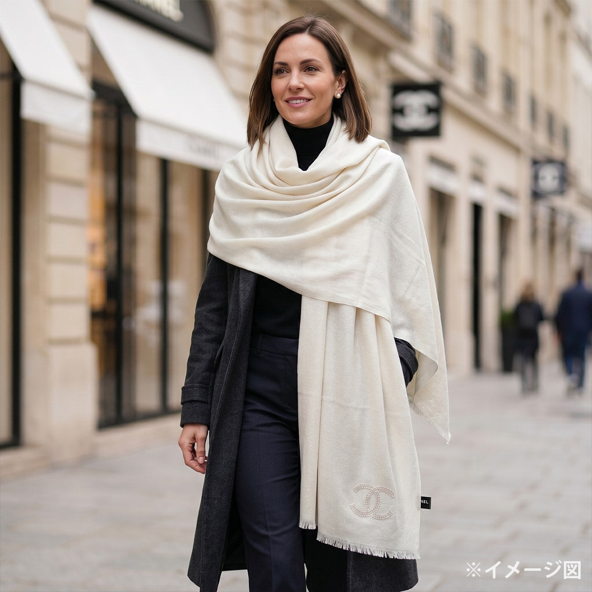 2025/26 Cruise Collection CHANEL Stall COCO MARK Ivory Cashmere/Silk/Metallic Fiber AAB693[EXCELLENT][Authentic]