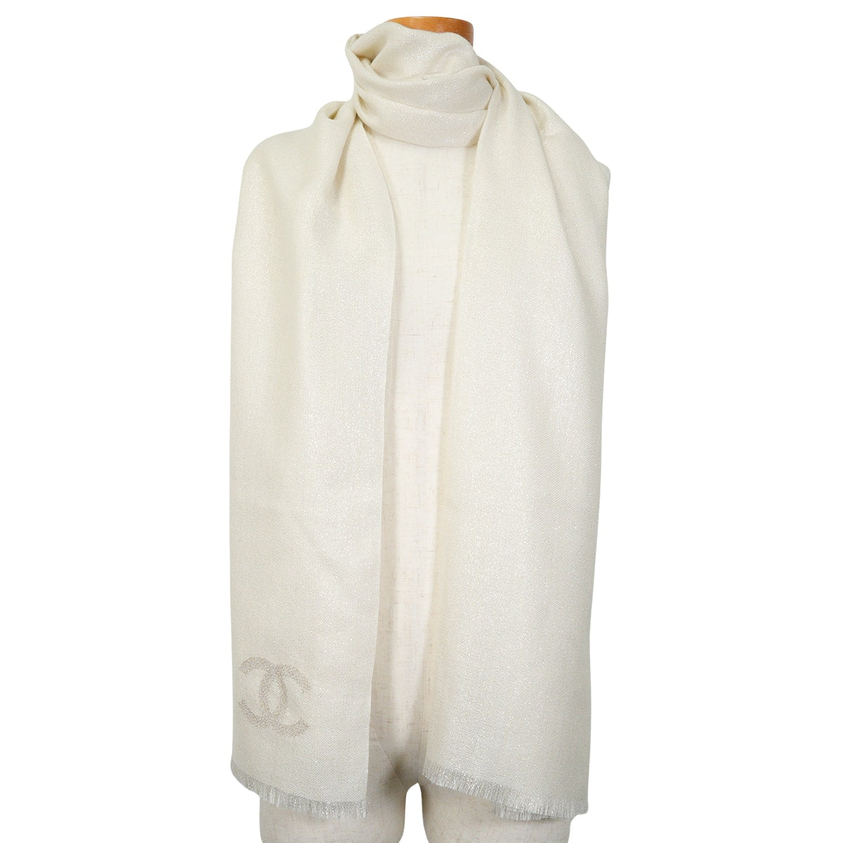 2025/26 Cruise Collection CHANEL Stall COCO MARK Ivory Cashmere/Silk/Metallic Fiber AAB693[EXCELLENT][Authentic]