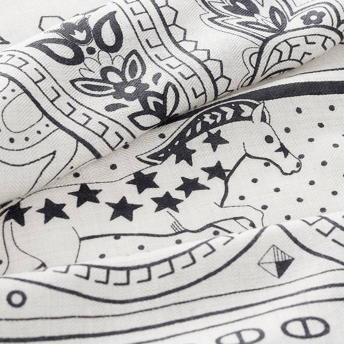 HERMES scarf Carre 140 Cheval de Coeur Bandana Blanc (White)/Noir (Black) Cashmere70% / Silk30%[EXCELLENT][Authentic]