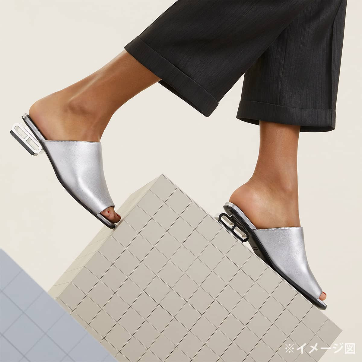 [Pre-loved] HERMES sandals IDOLE Argente (Metallic Silver) Chevre #39 Silver HW[LIKE NEW][Authentic]