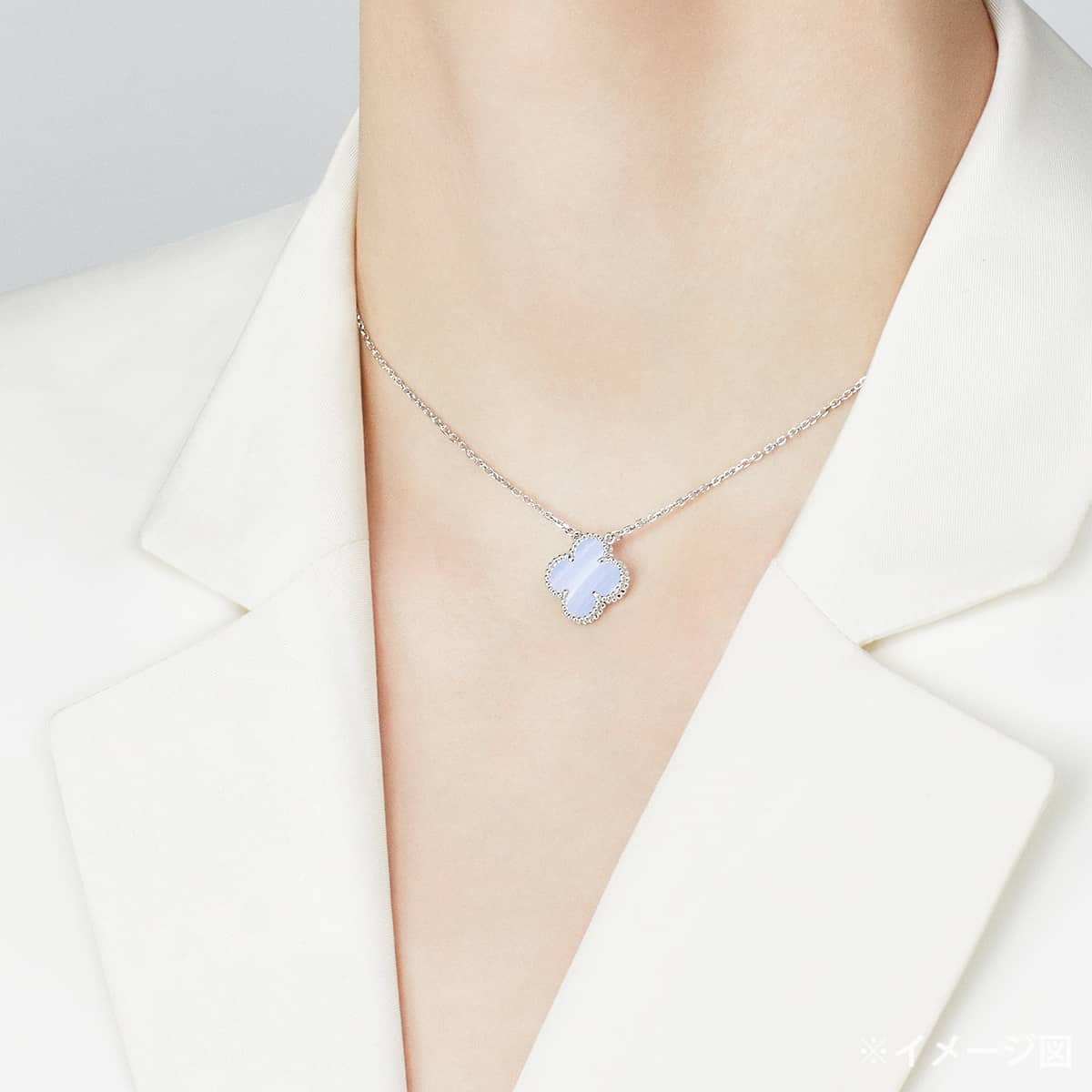 [Pre-loved] Van Cleef & Arpels necklace Vintage Alhambra PendantWhite Gold K18WG Chalcedony VCARD34900[LIKE NEW][Authentic]