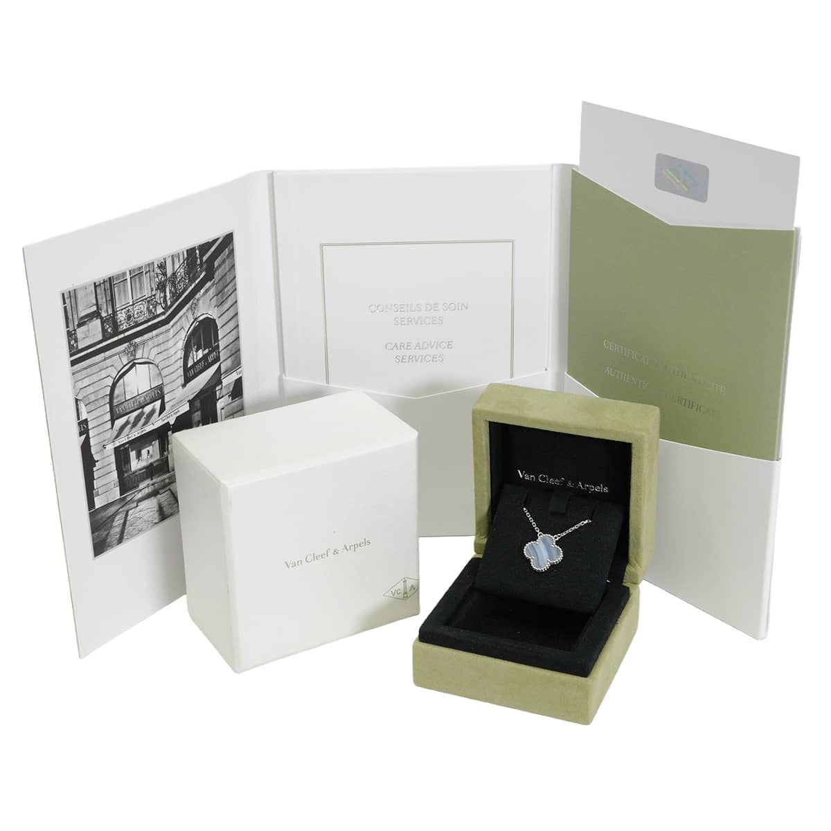 [Pre-loved] Van Cleef & Arpels necklace Vintage Alhambra PendantWhite Gold K18WG Chalcedony VCARD34900[LIKE NEW][Authentic]
