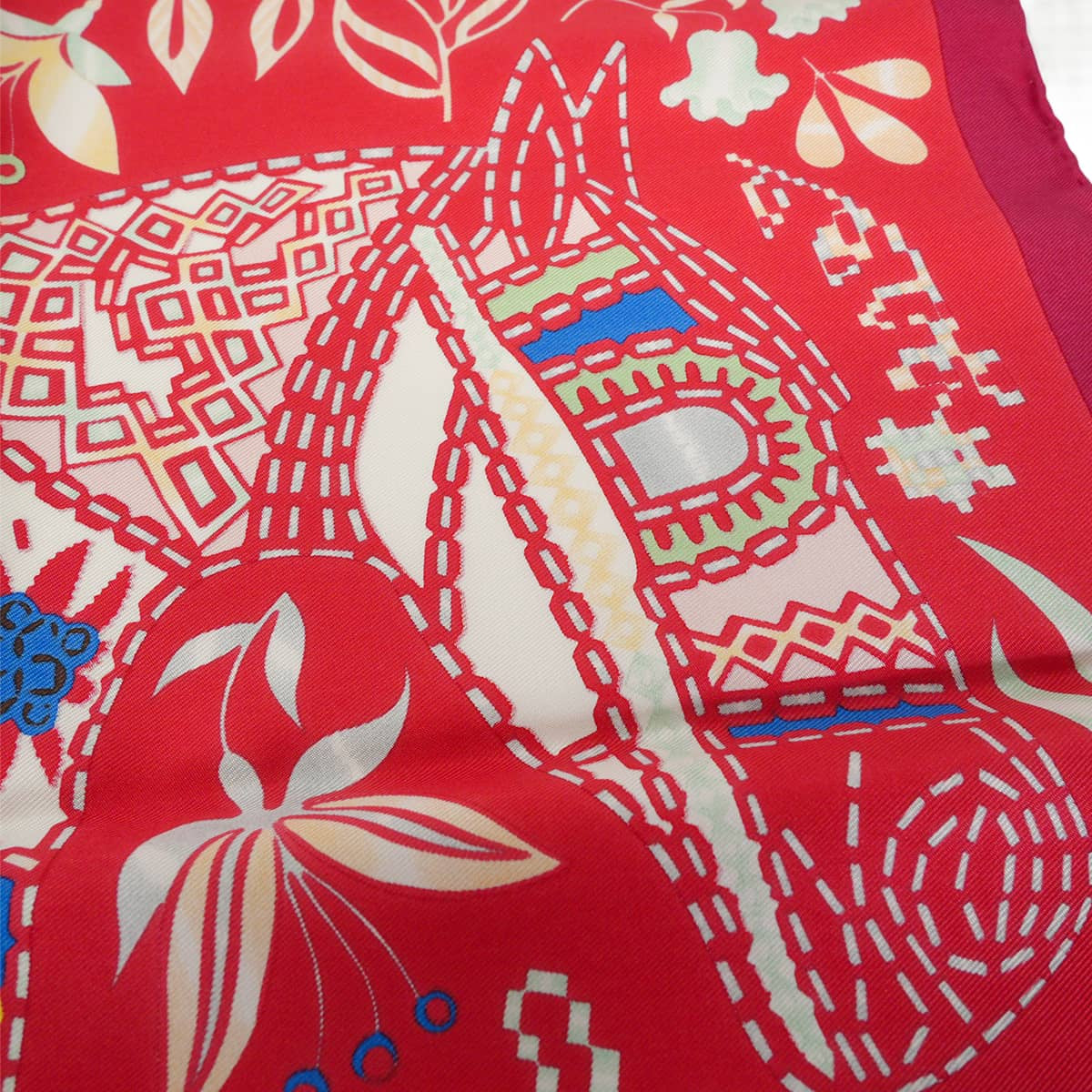 HERMES scarf Carre 45 Gavroche En Attendant UlysseRouge/Blue/Jaune Silk100% H893622S 07[EXCELLENT][Authentic]