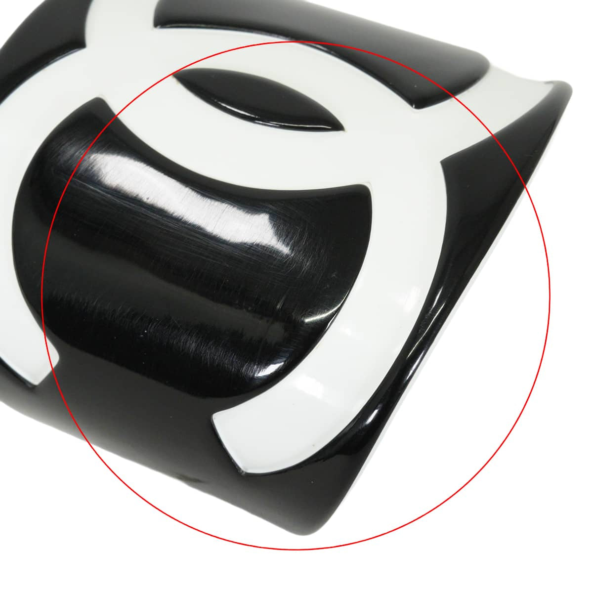 [Pre-loved] CHANEL bracelet Bangle COCO Mark Bicolor Vintage Noir (Black)/Blanc (White) Plastic[LIKE NEW][Authentic]