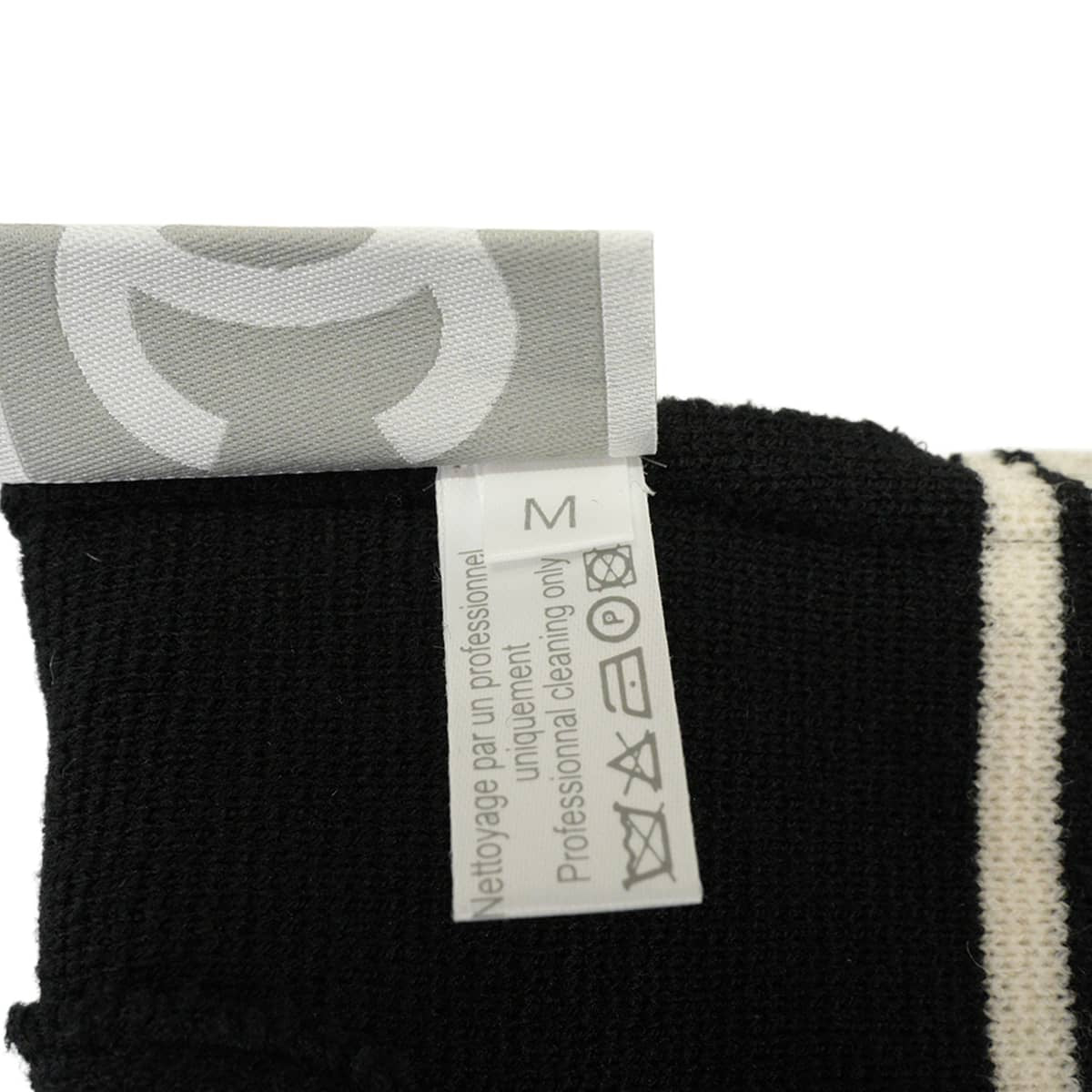 CHANEL glove Sports Line Knit Gloves COCO Mark Noir (Black)/Blanc (White)[EXCELLENT][Authentic]