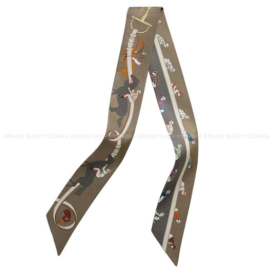 2026AW New HERMES scarf Twilly Turf Les Courses Marron GraceCrème/Taupe Silk100%[BRAND NEW][Authentic]