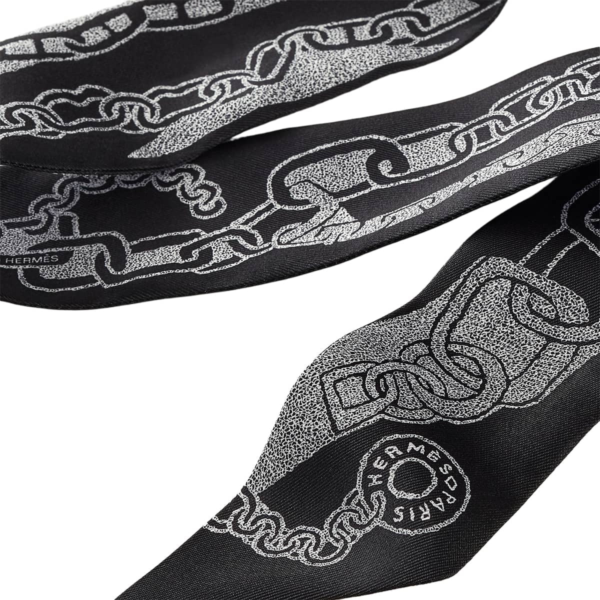 HERMES scarf Twilly Boucle emaillon Noir (Black)/Blanc (White) Silk100%[Authentic]