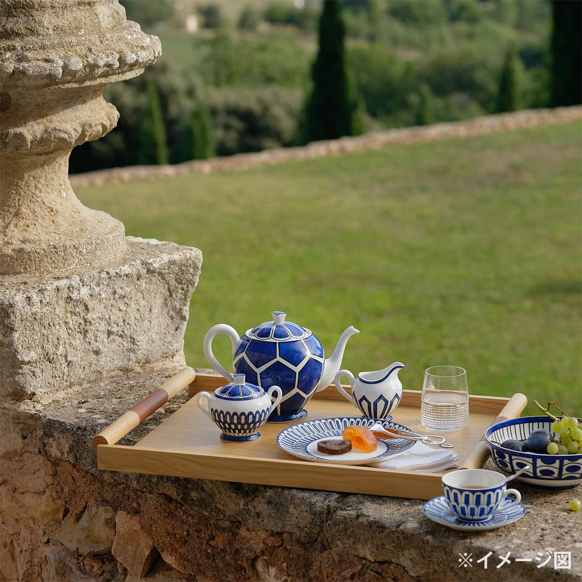 HERMES tableware Salad Bowl Blue D'ailleurs PM Blanc (White)/Blue Porcelain[BRAND NEW][Authentic]