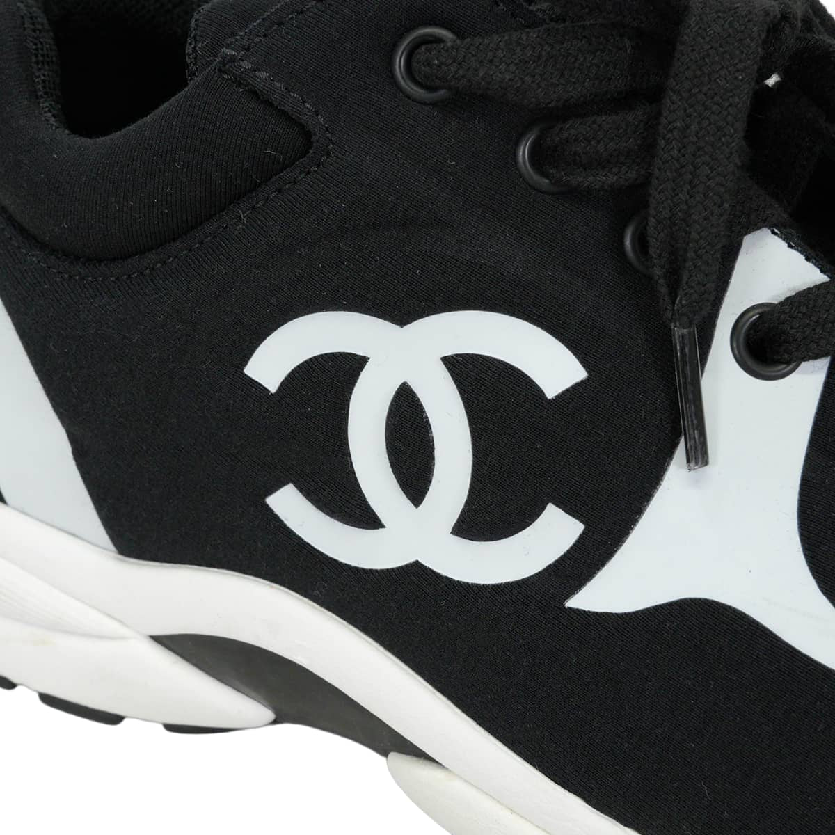 [Pre-loved] CHANEL sneakers COCO Mark Bicolor Noir (Black)/Blanc (White) Fabric/Rubber #37 G35346[LIKE NEW][Authentic]
