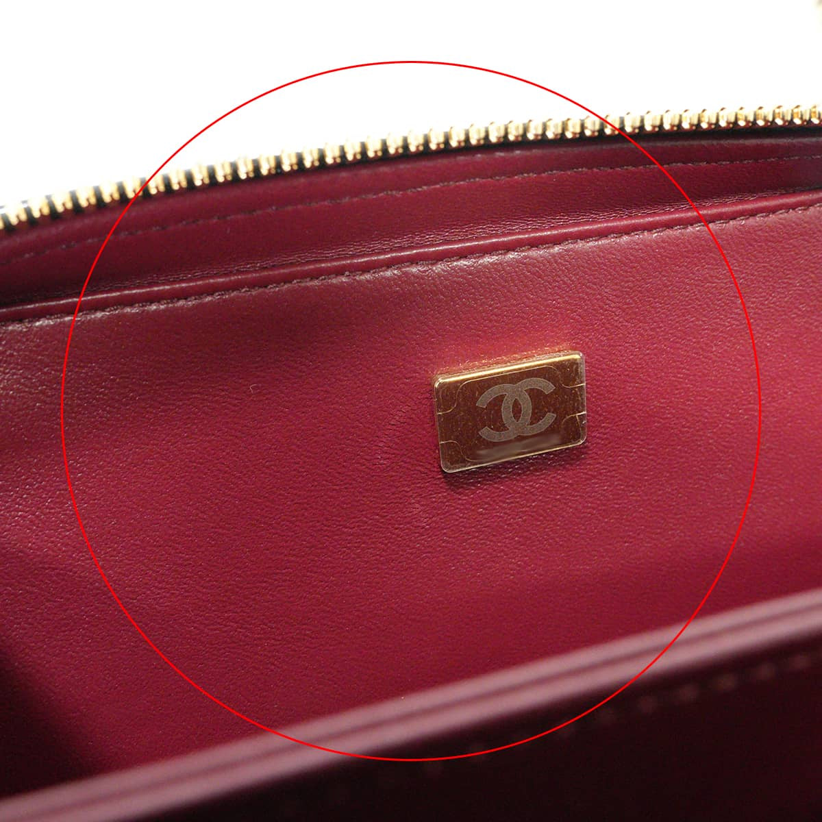 CHANEL Shoulder bag Vanity bag Matelasse COCO Mark chain Blanc (White)/Noir (Black) Graind Calf(Caviarskin) Gold HW AS6552[EXCELLENT][Authentic]