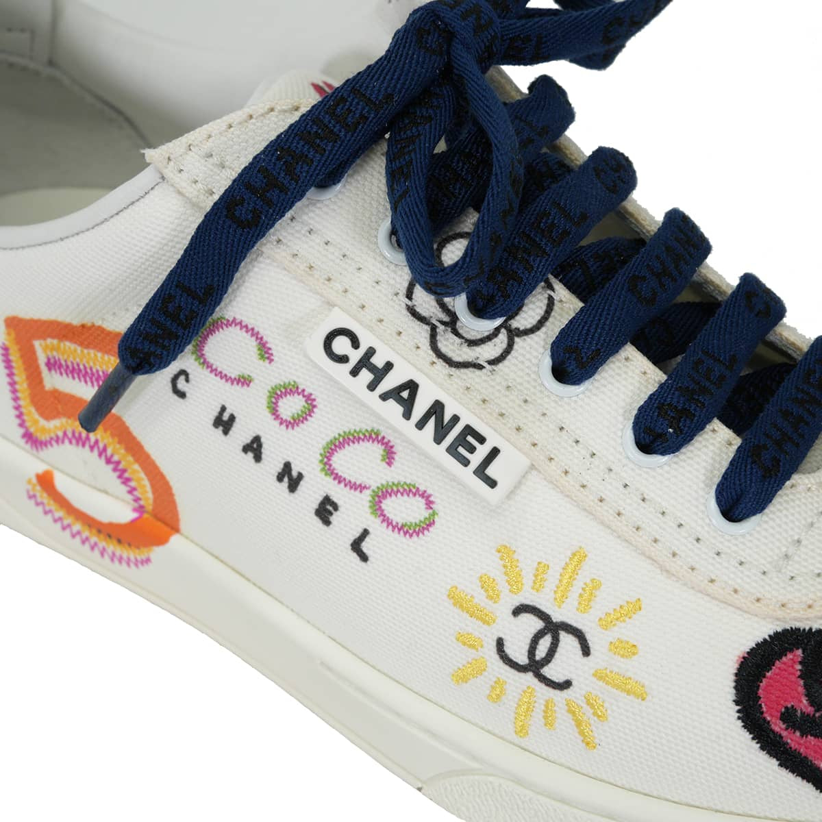 CHANEL sneakers Pharrell Williams Collaboration COCO Mark Blanc (White) Canvas ＃37 G34877[EXCELLENT][Authentic]