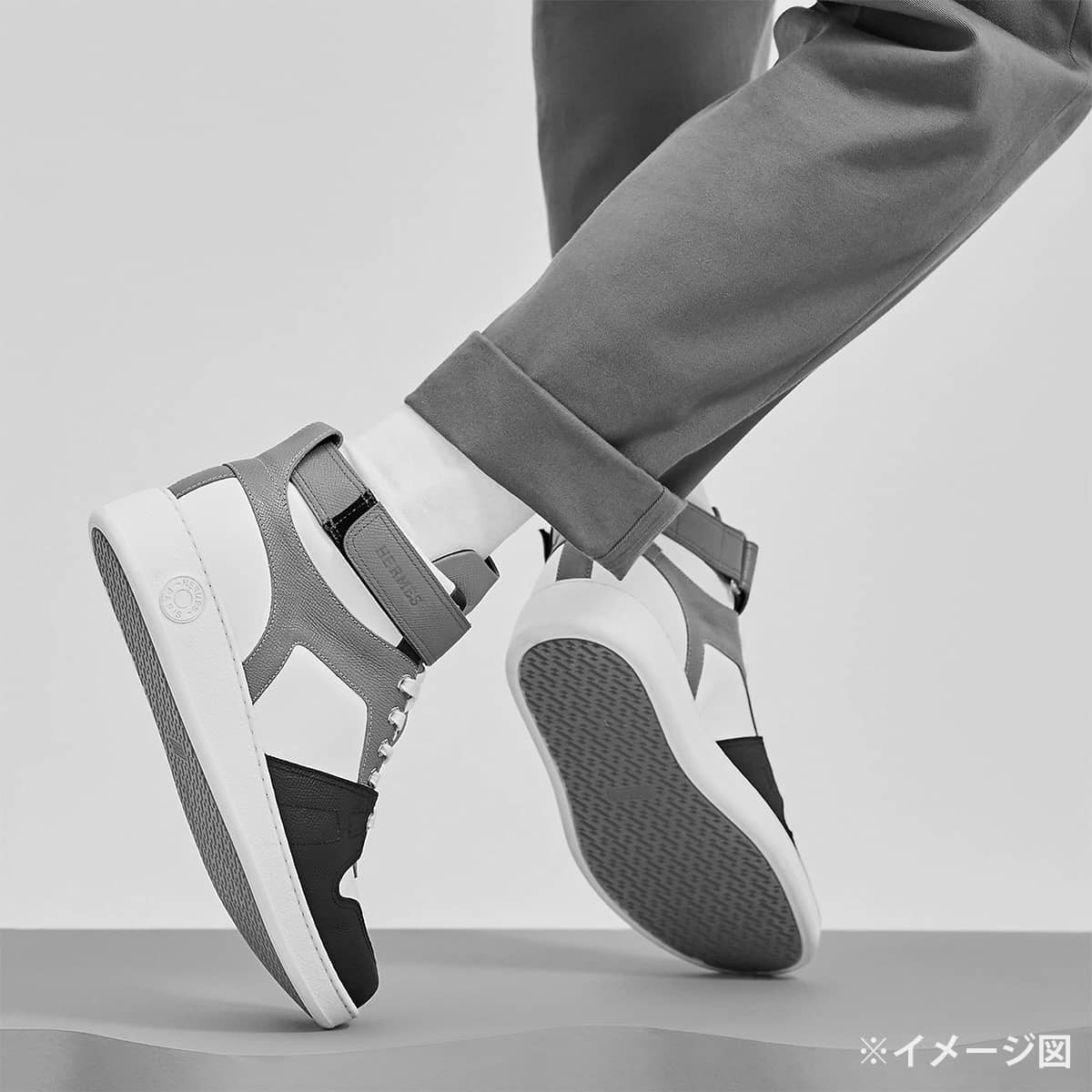 [Pre-loved] HERMES sneakers Freestyle Clou de Selle Blanc (White)/Noir (Black)/Bleu France Leather #41[USED SA][Authentic]