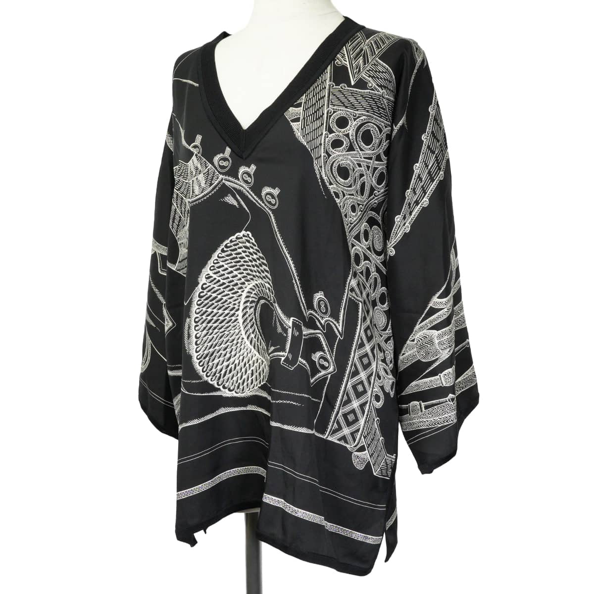 HERMES Blouse Twillaine Zouaves et Dragons V-neck Noir (Black)/Blanc (White) Silk100% #42 1H2816DF02[EXCELLENT][Authentic]