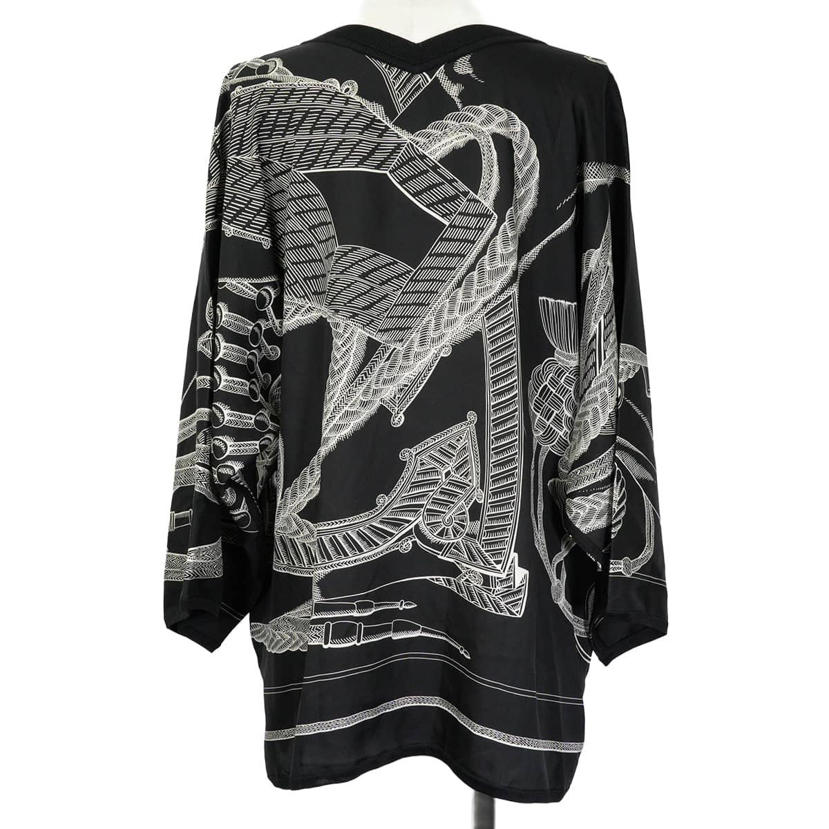 HERMES Blouse Twillaine Zouaves et Dragons V-neck Noir (Black)/Blanc (White) Silk100% #42 1H2816DF02[EXCELLENT][Authentic]