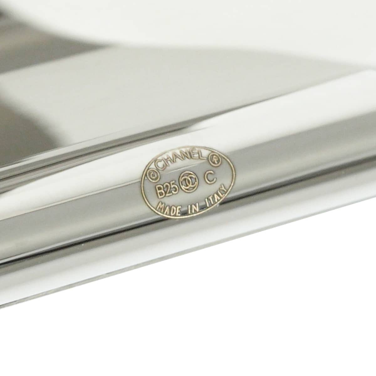 2025 Cruise CHANEL bangle Wide CC logo COCO Mark Silver/Blanc (White) Metal/Resin ABE824[EXCELLENT][Authentic]