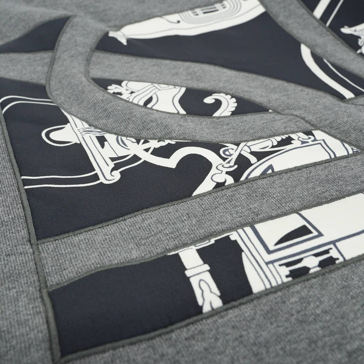 HERMES Hooded sweatshirt Men's Zip-up Ex-Libris with back print Grey/Noir (Black)/Blanc (White) Cotton/Silk/Polyester #L Silver HW H657750HB76SM[EXCELLENT][Authentic]