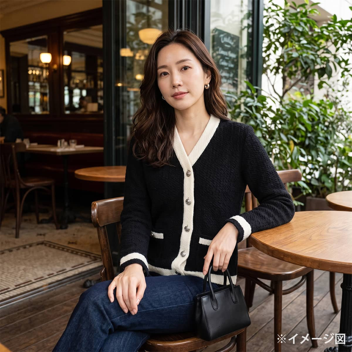 Pret-a-Porter Collection CHANEL Cardigan Women's two-tone Noir (Black)/Blanc (White) Wool #40 P78413[EXCELLENT][Authentic]
