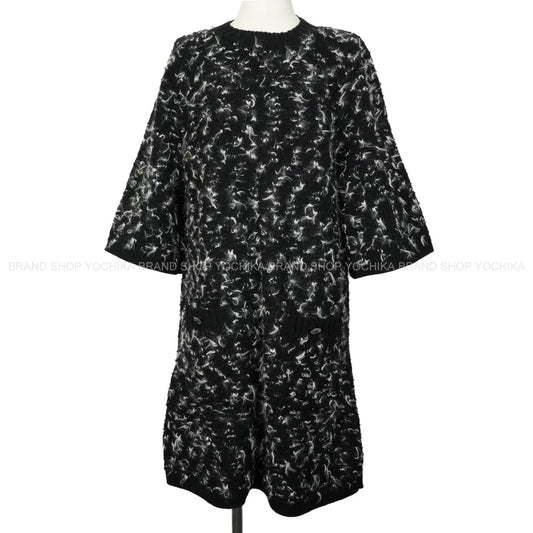 2015AW CHANEL One‐piece dress Women's Fuzzy Knit Short-Sleeve with Matelasse Coco Buttons and Pockets Noir (Black)/Blanc (White) Wool/Cashmere/Mohair/Nylon #42 P52503[EXCELLENT][Authentic]