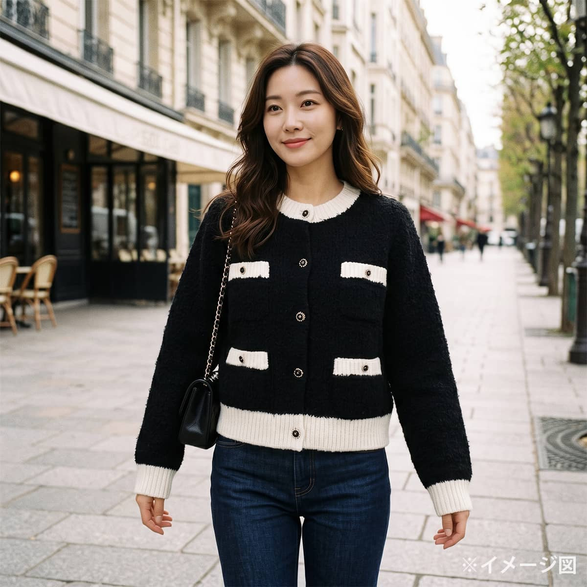 [Pre-loved] 2025 Pret-a-porter Collection CHANEL Cardigan Women's Jacket COCO Mark Rhinestone Buttons Two-Tone Noir (Black)/Blanc (White) Wool/Polyester #44 P80705[LIKE NEW][Authentic]