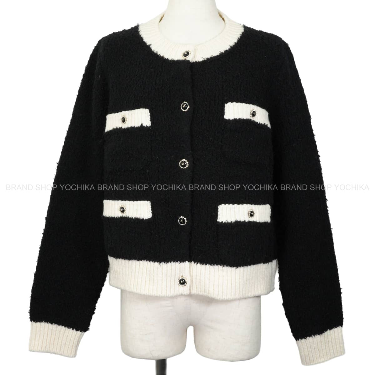 [Pre-loved] 2025 Pret-a-porter Collection CHANEL Cardigan Women's Jacket COCO Mark Rhinestone Buttons Two-Tone Noir (Black)/Blanc (White) Wool/Polyester #44 P80705[LIKE NEW][Authentic]