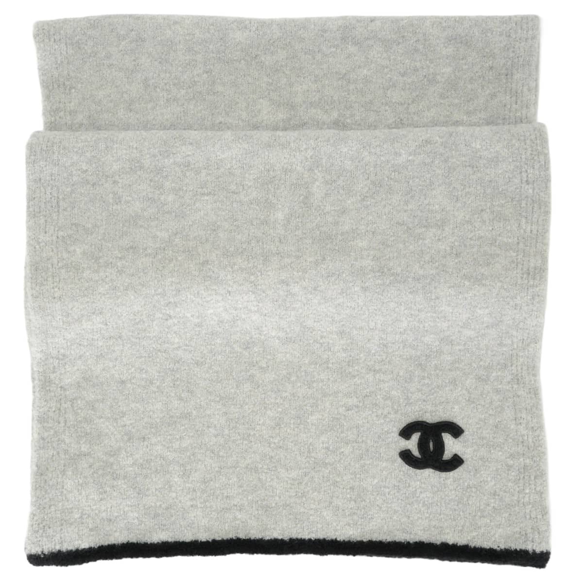 CHANEL muffler COCO Mark patch Two-tone Grey/Noir (Black) Cashmere/Silk AA8517[EXCELLENT][Authentic]