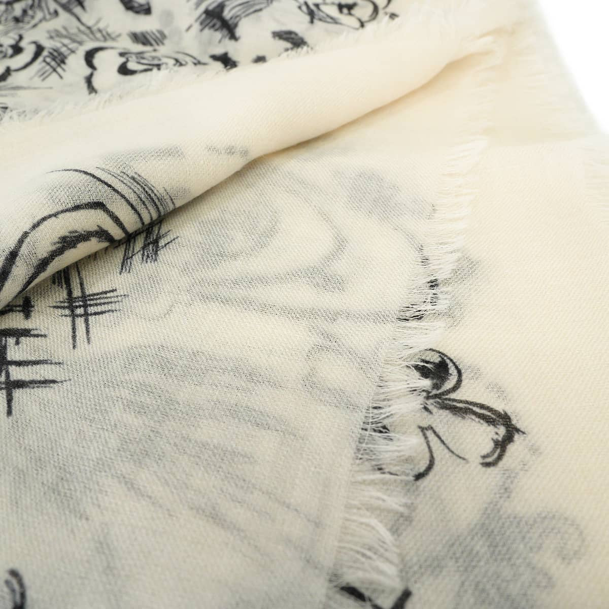 2022AW CHANEL Stall Camellia COCO Mark Icon Fashion Print Ivory/Noir (Black) Cashmere[EXCELLENT][Authentic]