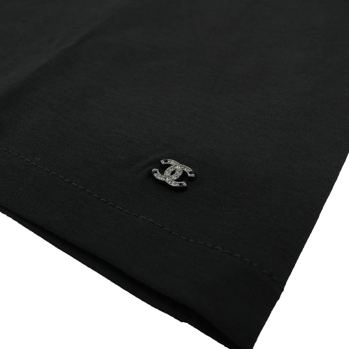 2022 Cruise Collection CHANEL Short sleeve t shirt Jean Cocteau design bird embroidery COCO Mark Noir (Black)/Blanc (White) Cotton #XL Silver HW P72139[EXCELLENT][Authentic]