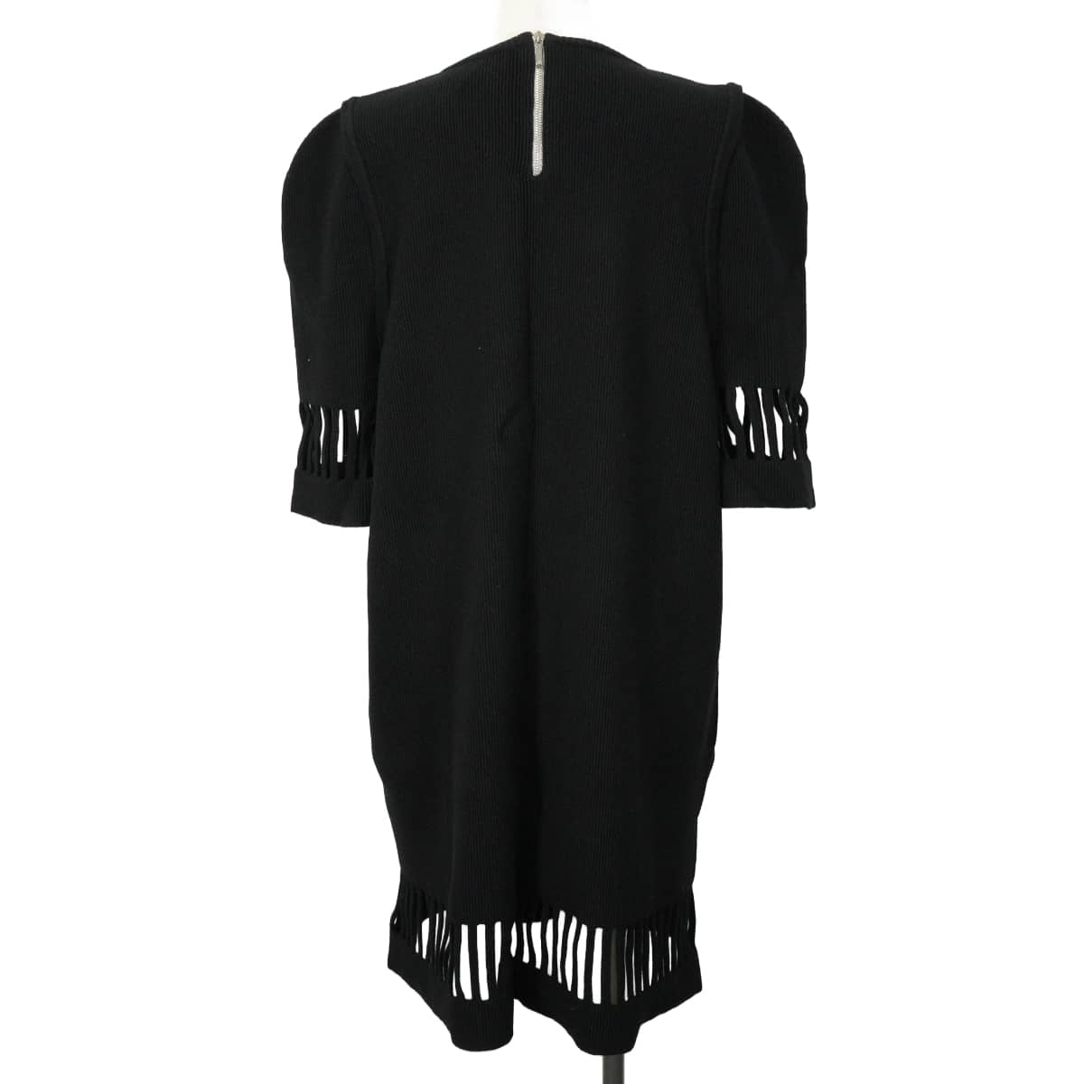 2017 Cruise Collection CHANEL One‐piece dress Crew neck three-quarter sleeve cutout space button	 Noir (Black) Wool/Angola/Nylon/Elastane #50 Silver HW P57808[EXCELLENT][Authentic]