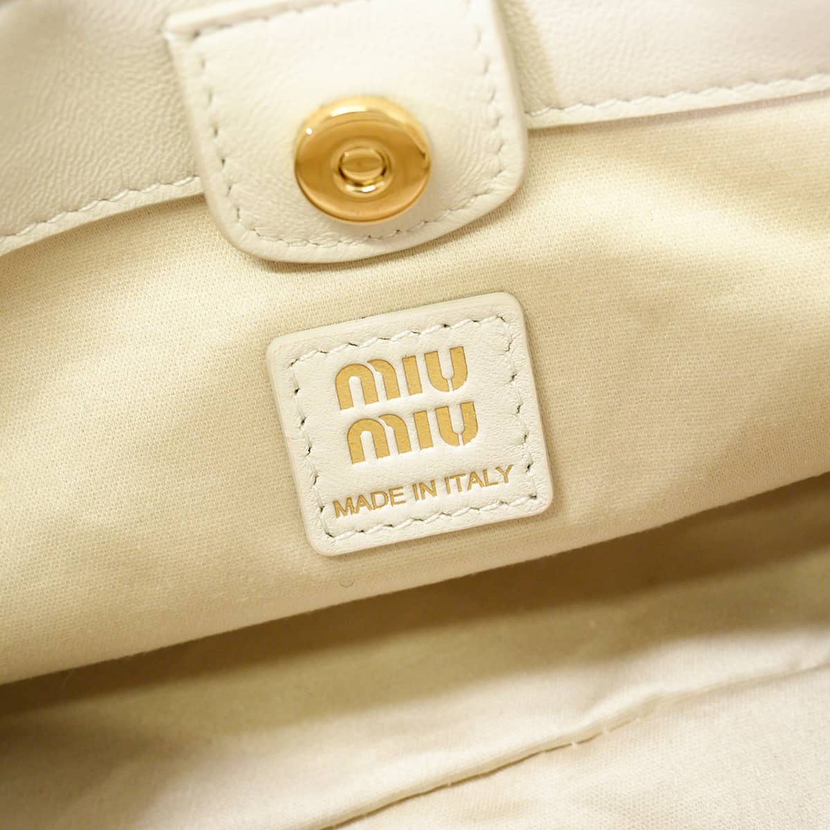 2026AW Miu Miu Pouch logo Blanc (White)/Caramel Nappa leather Gold HW 5NE030[BRAND NEW][Authentic]