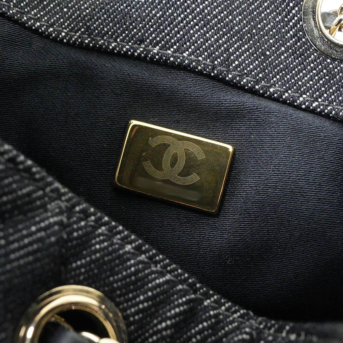 [Pre-loved] CHANEL Shoulder bag CHANEL 25 Matelasse Mini ChainIndigo Denim Champagne Gold HW AS5631[LIKE NEW][Authentic]