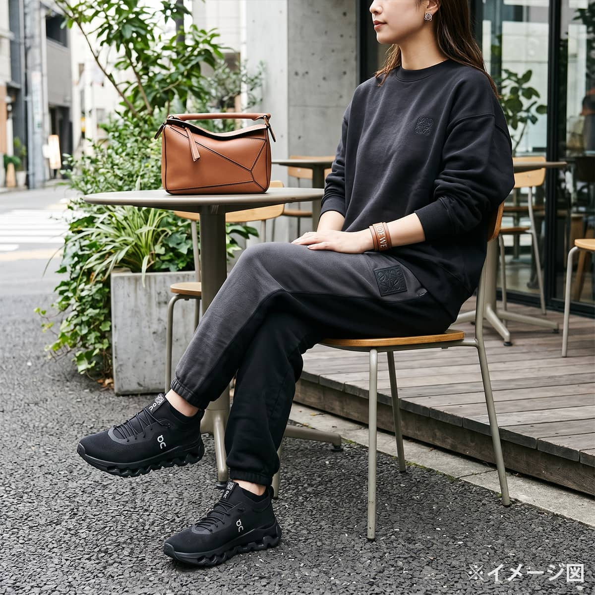 [Pre-loved] LOEWE sneakers On collaboration CloudTilt Noir (Black) Polyester EVA foam #38 3WD30310485[LIKE NEW][Authentic]