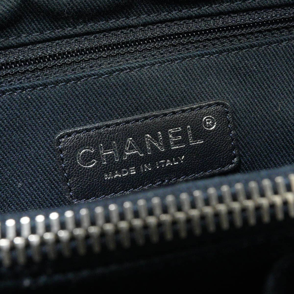 [Pre-loved] CHANEL tote bag Shopping Tote S COCO Mark 2-wayIndigo/White Denim leather Silver HW A92240[LIKE NEW][Authentic]