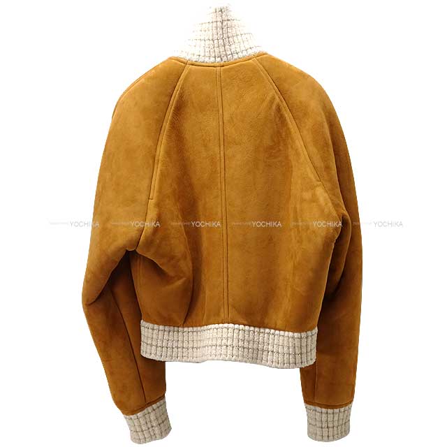 2023 AW NEW CHANEL Jacket Turtleneck Boa COCO Mark Buttom #34 Camel/White Shearing suede lambskin Gold HW P75550 C67215 NR470[BRAND NEW][Authentic]