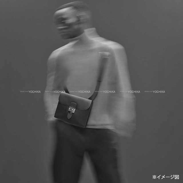 HERMES Messenger bag Sac a depeches 21 Etriviere Noir (Black) Veau