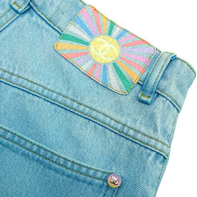 2024 SS Cruise Collection NEW CHANEL Denim Pants Wide Denim Jeans Gradation COCO Button #34 Blue/Rainbow Cotton 34 P76361[BRAND NEW][Authentic]