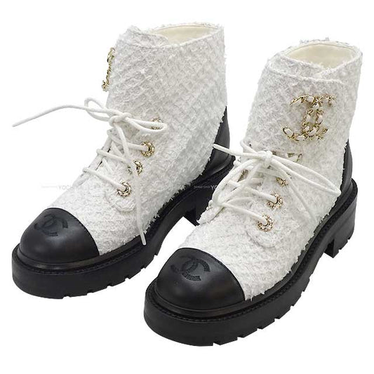 2023 Cruise Collection NEW CHANEL boots Lace-up Short Boots Matelasse Chain COCO Mark #36 Blanc (White)/Noir (Black) Cotton Tweed/Shiny Lambskin #36 Champagne Gold HW G36424[BRAND NEW][Authentic]