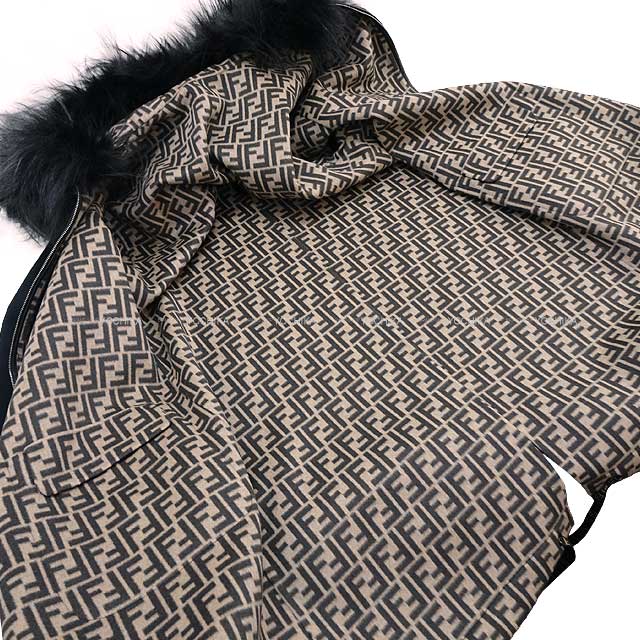2020 AW FENDI Fur hoodie coat Zucca FF reversible coat #44 Noir