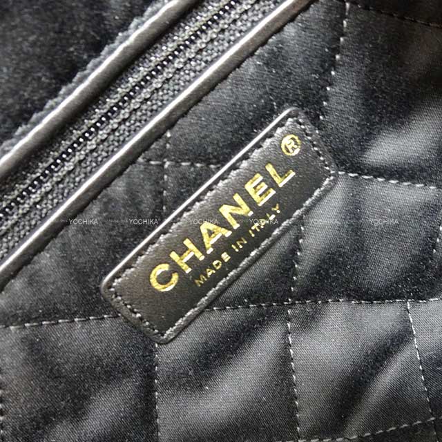 CHANEL Shoulder bag CHANEL 22 Matelasse Medai Charm Small Hobo Chain Bag All Black Noir (Black) Graind Calf(Caviarskin) Black HW AS3260[BRAND NEW][Authentic]